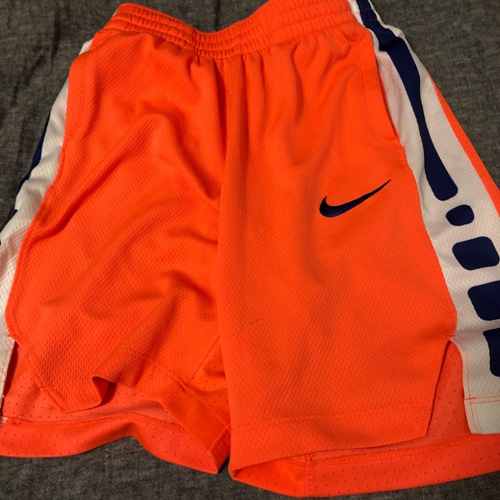 🦊Nike Shorts